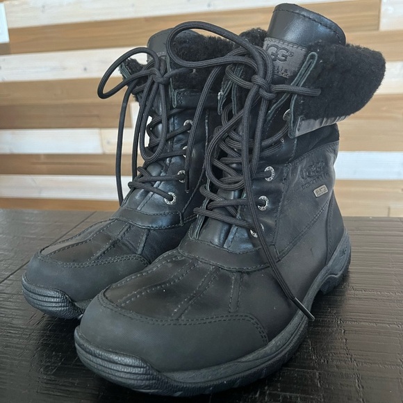 UGG Australia Butte Waterproof Vibram Leather Winter Boots Black 5209 Women's 5 - Picture 1 of 8